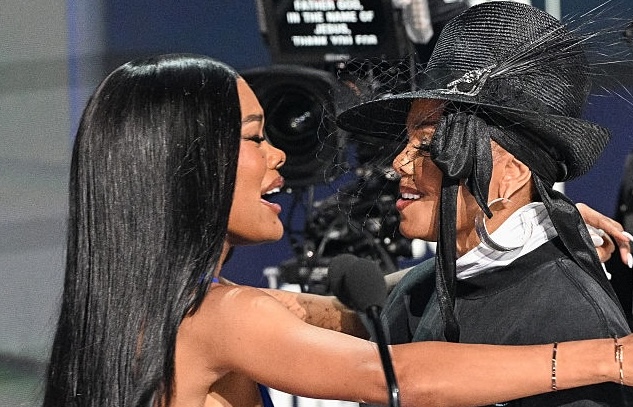 Teyana and Janet Jackson at the 2026 BET Awards. Image: Earl Gibson III